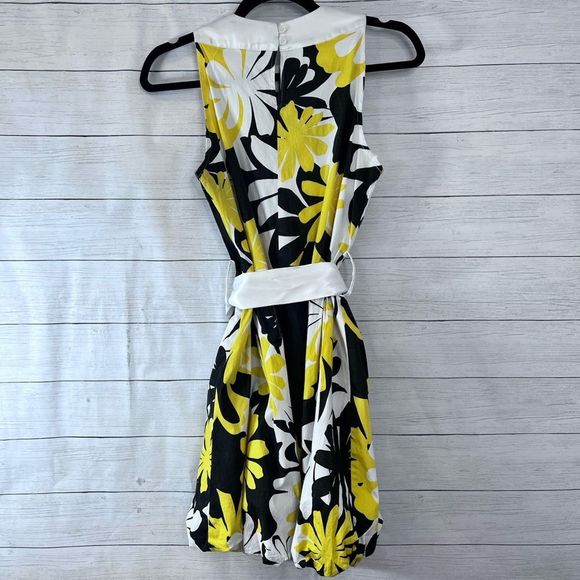 Grifflin Paris Keyhole Front & Back Unique Bubble Hemline Floral Satin Sash 💗 - Picture 5 of 8